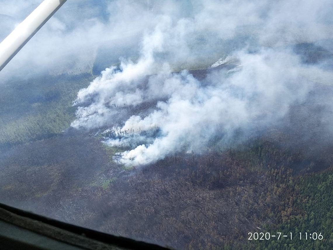 Авиаоблет очага лесного пожара в Орджоникидзевском лесничестве, которое в этот сезон более всего пострадало от огненной стихии.